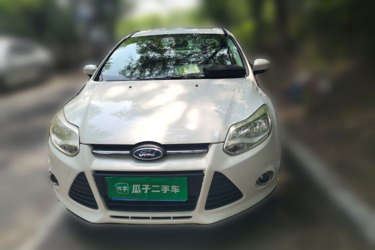 Used Ford Focus 2012 Sedan 1.6L Manual Fashion Edition Front