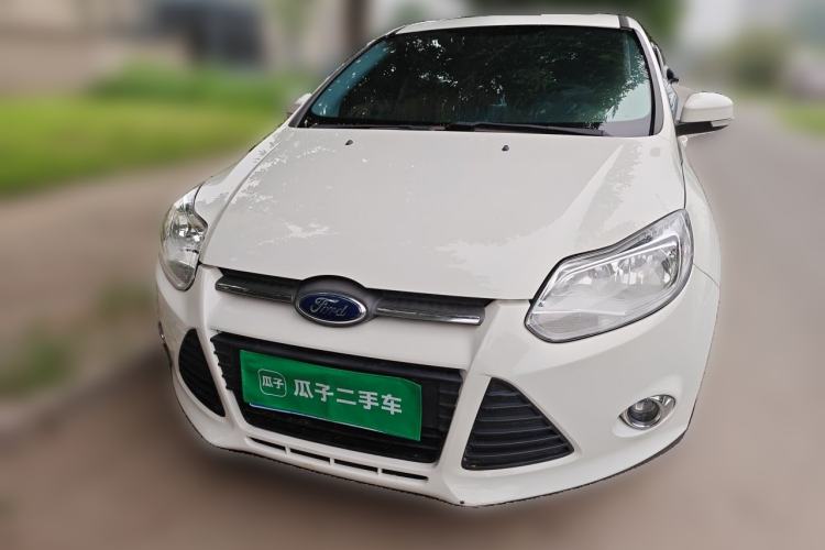 Used Ford Focus 2012 Hatchback 1.6L Automatic Fashion Edition Front