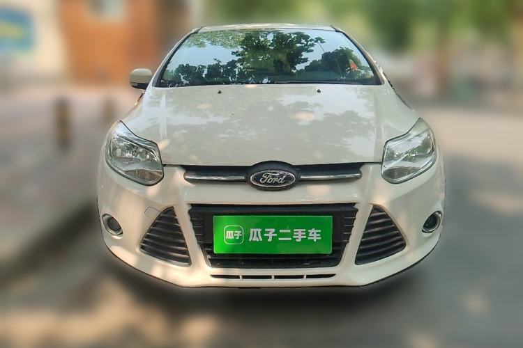 Used Ford Focus 2012 Hatchback 1.6L Manual Fashion Edition Front