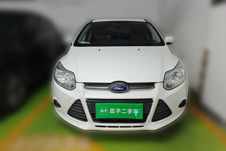Used Ford Focus 2012 Hatchback 1.6L Automatic Fashion Edition Front