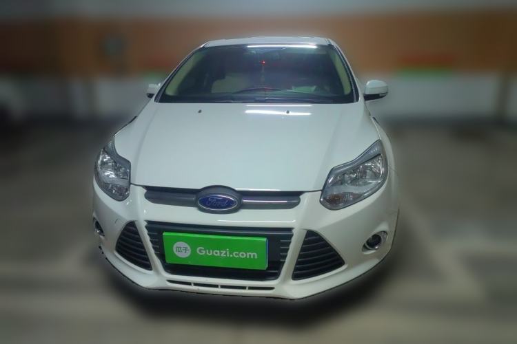 Used Ford Focus 2012 Sedan 1.6L Manual Fashion Edition Front