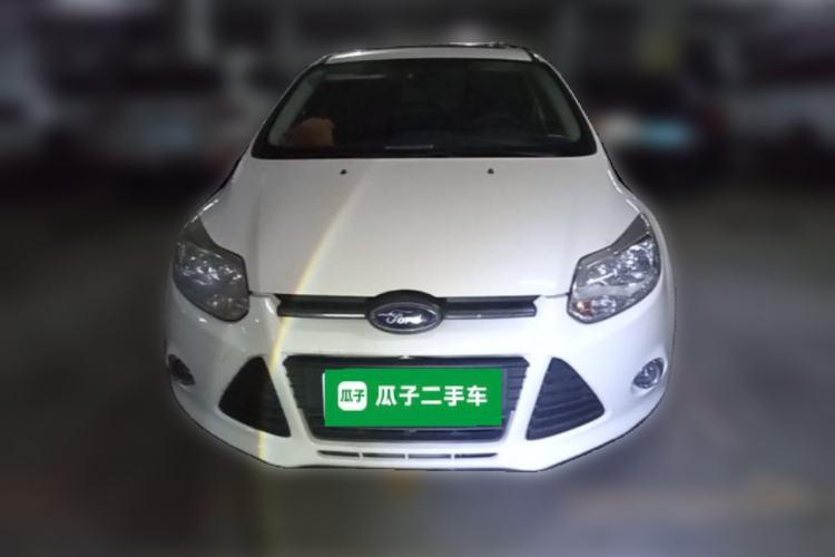 Used Ford Focus 2012 Hatchback 1.6L Automatic Fashion Edition Front