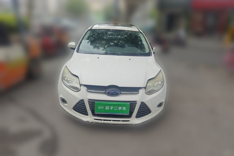 Used Ford Focus 2012 Hatchback 1.6L Automatic Fashion Edition Front