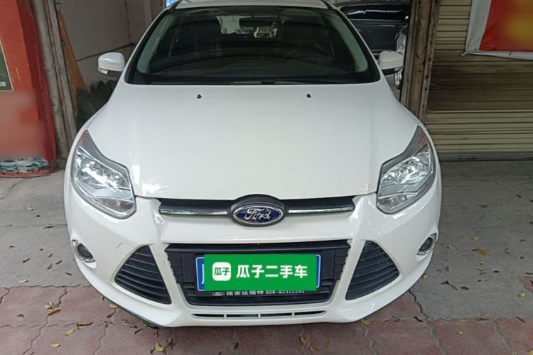 Used Ford Focus 2012 Hatchback 1.6L Automatic Fashion Edition Front