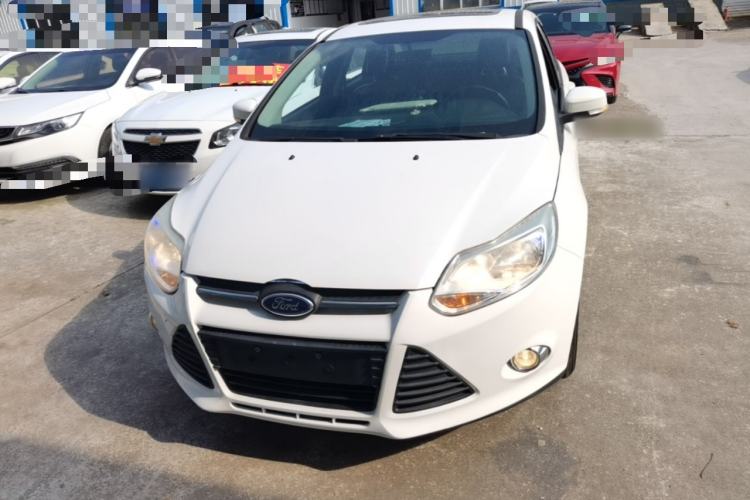 Used Ford Focus 2012 Sedan 1.6L Automatic Fashion Edition Front