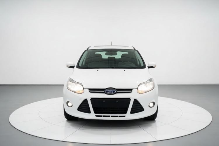 Used Ford Focus 2012 Hatchback 1.6L Automatic Fashion Edition Front