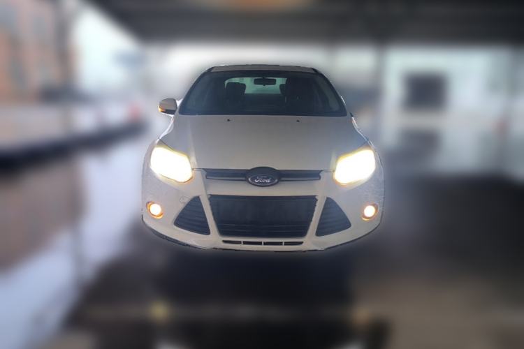 Used Ford Focus 2012 Sedan 1.6L Automatic Fashion Edition Front