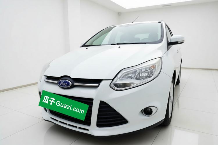 Used Ford Focus 2012 Hatchback 1.6L Manual Fashion Edition Front