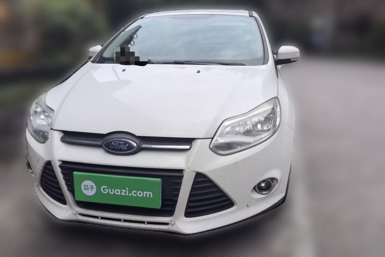 Used Ford Focus 2012 Sedan 1.6L Manual Fashion Edition Front