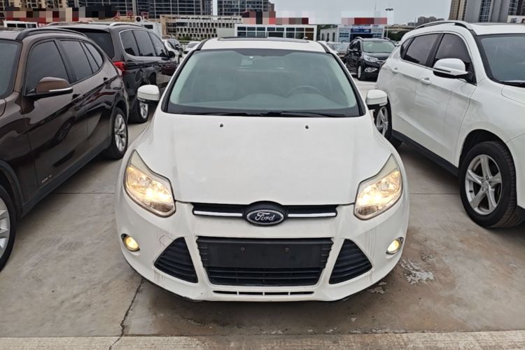 Used Ford Focus 2012 Hatchback 1.6L Automatic Fashion Edition Front