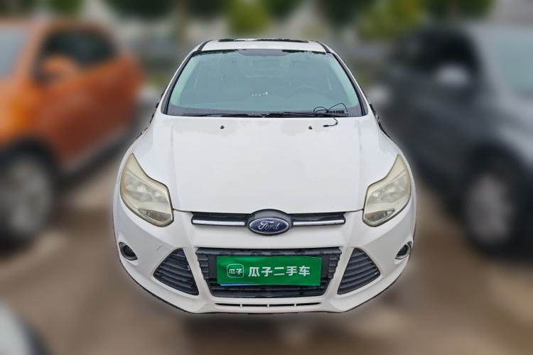 Used Ford Focus 2012 Sedan 1.6L Manual Fashion Edition Front