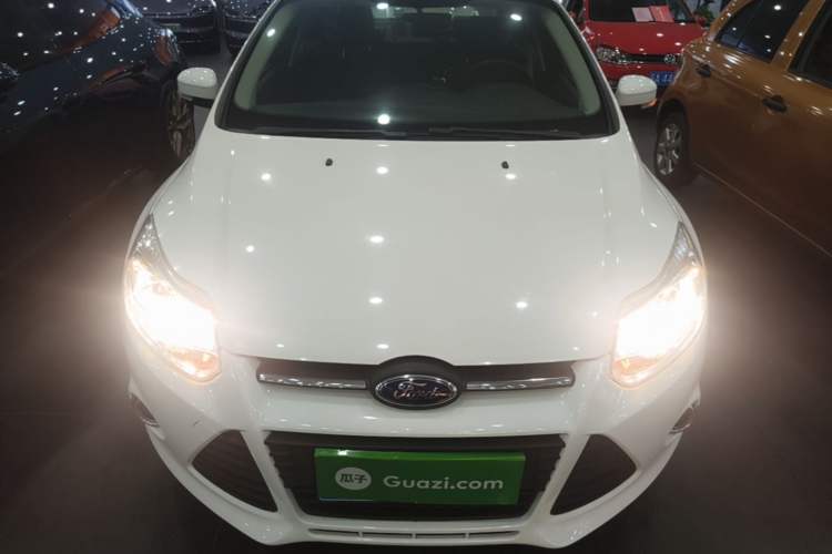 Used Ford Focus 2012 Sedan 1.6L Automatic Fashion Edition Front