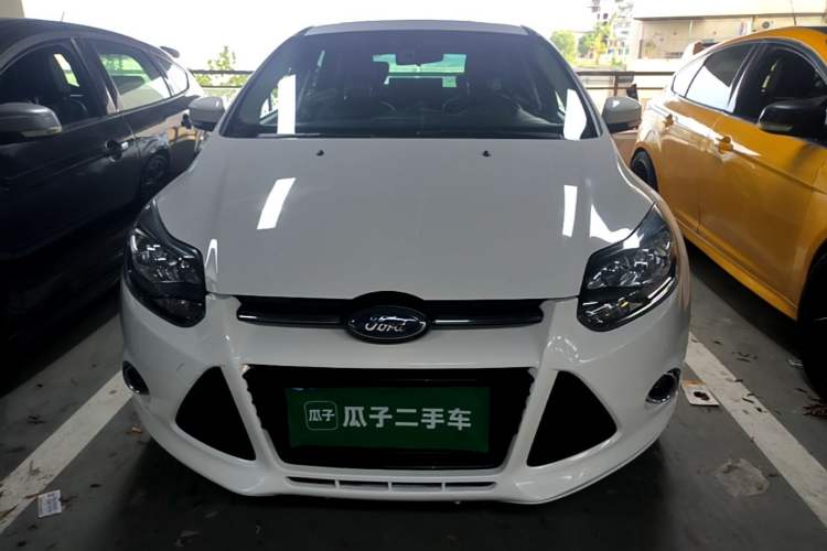 Used Ford Focus 2012 Hatchback 2.0L Manual Luxury Sport Model Front