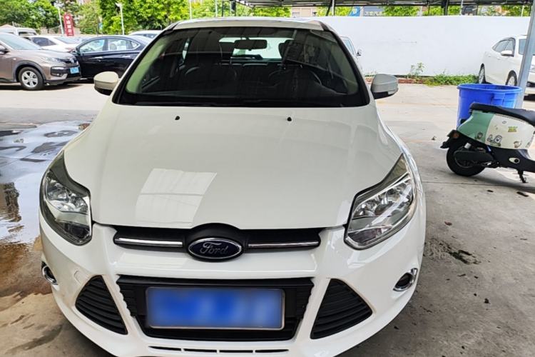 Used Ford Focus 2012 Hatchback 1.6L Automatic Fashion Edition Front
