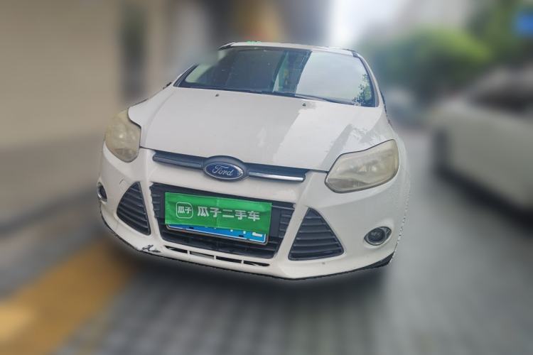 Used Ford Focus 2012 Hatchback 1.6L Automatic Fashion Edition Front
