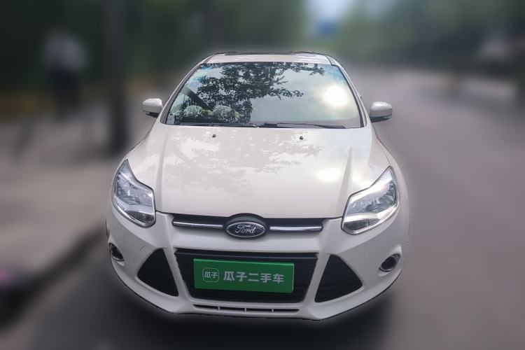 Used Ford Focus 2012 Sedan 1.6L Automatic Fashion Edition Front