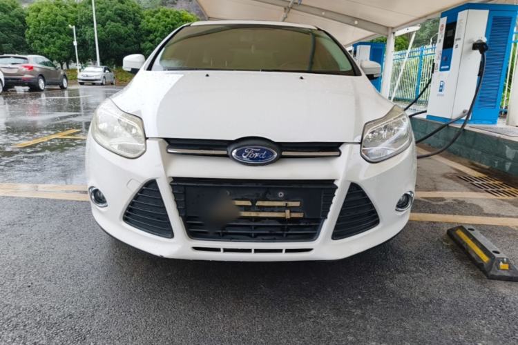 Used Ford Focus 2012 Hatchback 1.6L Automatic Fashion Edition Front