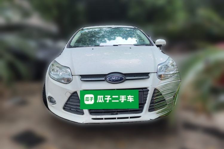 Used Ford Focus 2012 Hatchback 1.6L Manual Fashion Edition Front