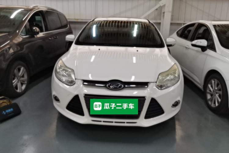 Used Ford Focus 2012 Sedan 1.6L Automatic Fashion Edition Front