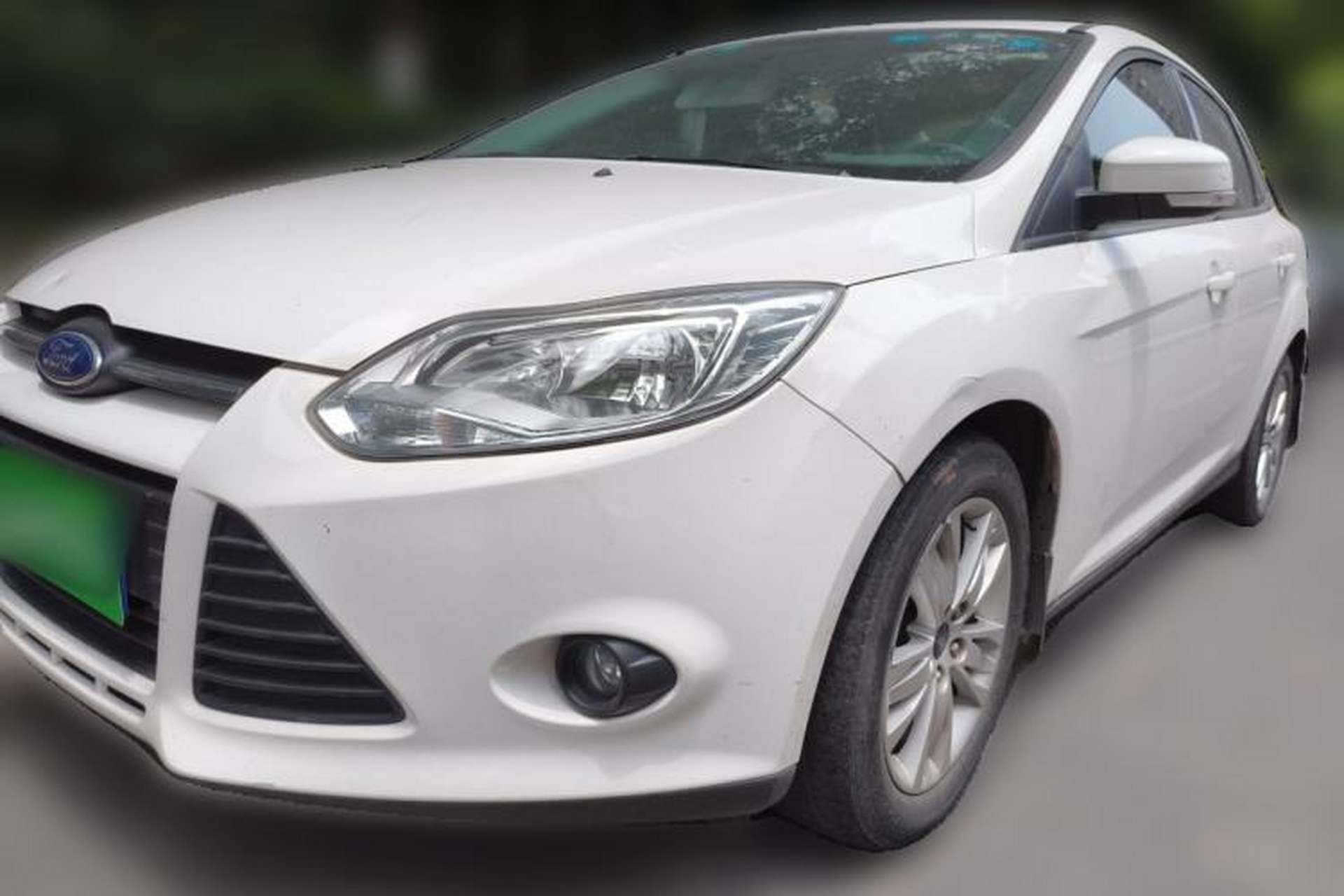 Used Ford Focus 2012 Sedan 1.6L Automatic Comfort Model Front Left 45 Deg