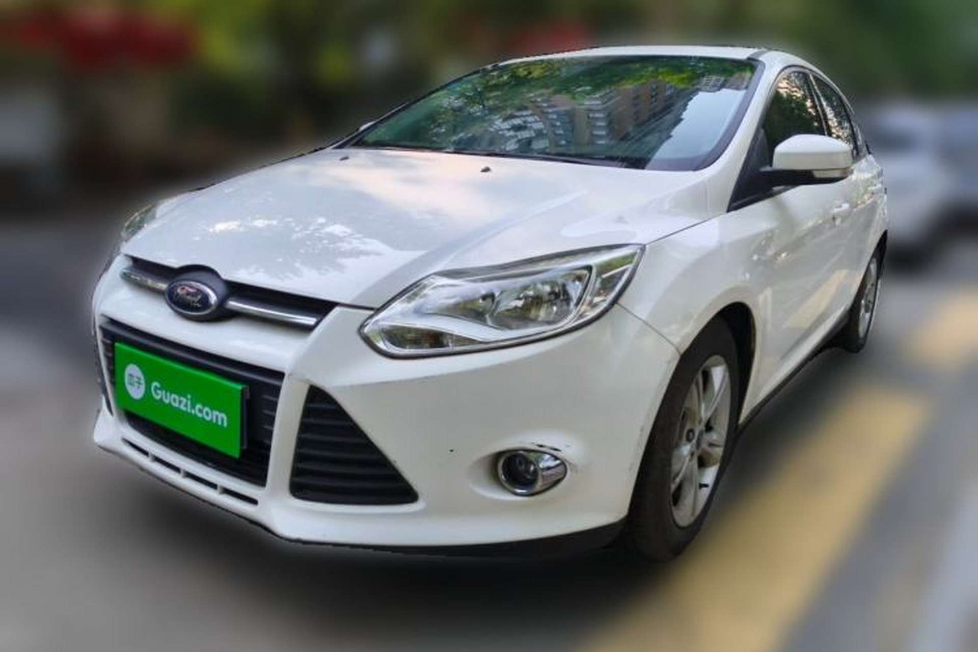 Used Ford Focus 2012 Hatchback 1.6L Automatic Fashion Edition Front Left 45 Deg