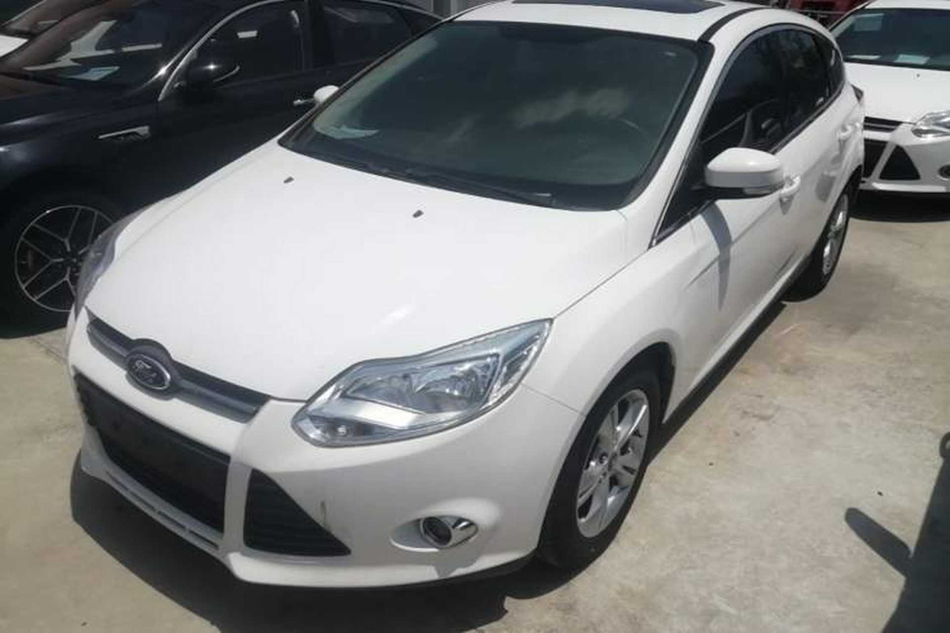 Used Ford Focus 2012 Hatchback 1.6L Automatic Fashion Edition Front Left 45 Deg