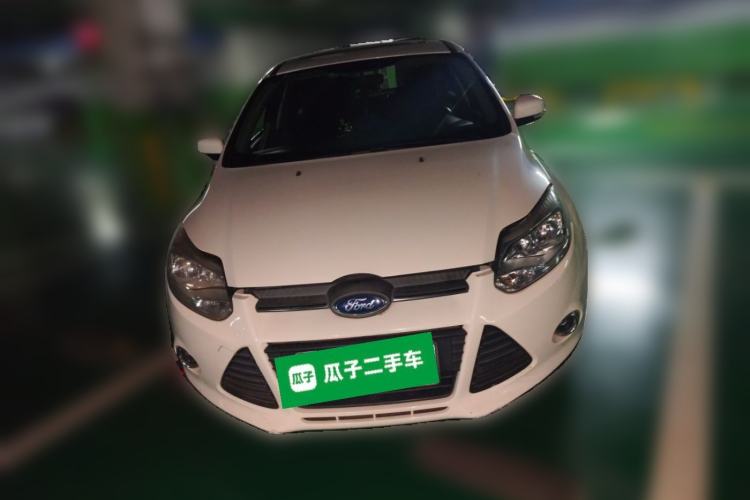 Used Ford Focus 2012 Hatchback 1.6L Automatic Fashion Edition Front