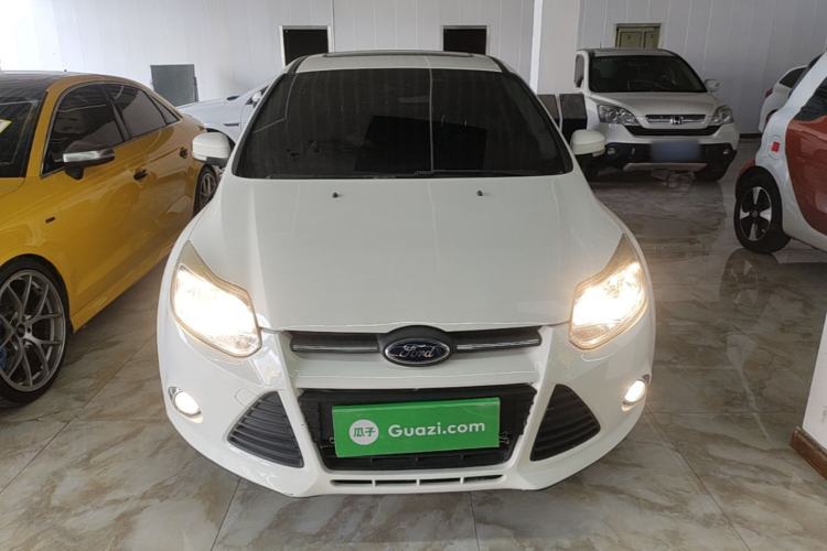 Used Ford Focus 2012 Hatchback 1.6L Automatic Fashion Edition Front