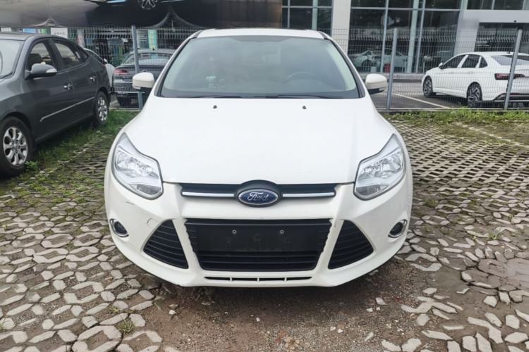 Used Ford Focus 2012 Hatchback 1.6L Automatic Fashion Edition Front