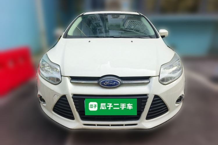 Used Ford Focus 2012 Hatchback 1.6L Automatic Fashion Edition Front