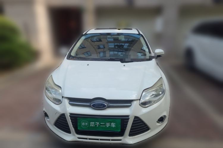 Used Ford Focus 2012 Hatchback 1.6L Automatic Fashion Edition Front