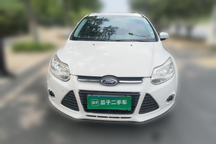 Used Ford Focus 2012 Hatchback 1.6L Manual Fashion Edition Front