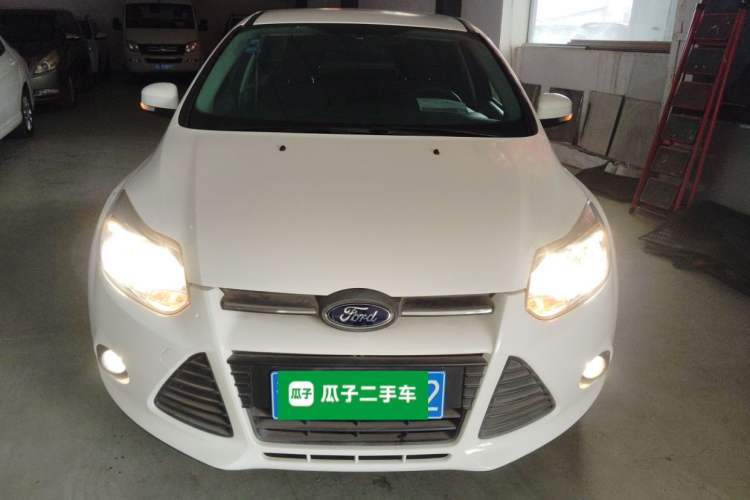 Used Ford Focus 2012 Sedan 1.6L Manual Comfort Model Front