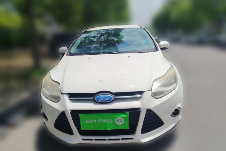 Used Ford Focus 2012 Sedan 1.6L Manual Fashion Edition Front
