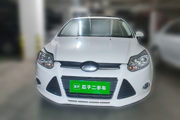 Used Ford Focus 2012 Sedan 1.6L Manual Fashion Edition Front