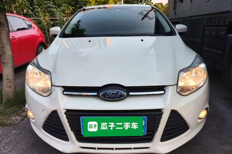 Used Ford Focus 2012 Sedan 1.6L Automatic Fashion Edition Front