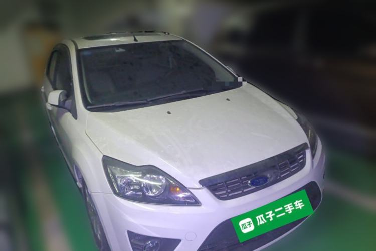 Used Ford Focus 2012 Hatchback Classic 1.8L Automatic Fashion Edition Front Right 45 Deg