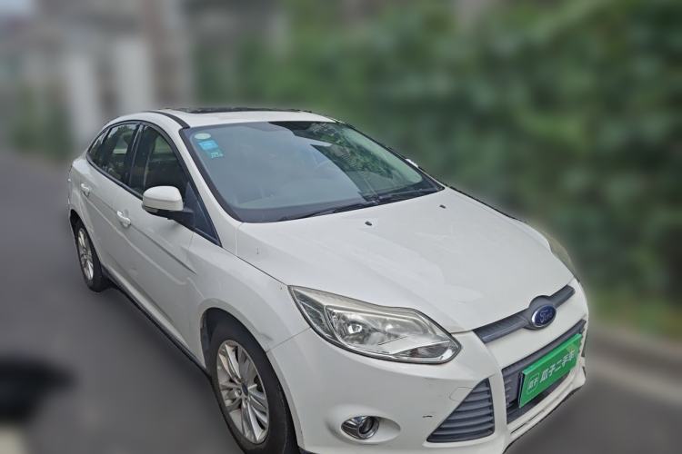 Used Ford Focus 2012 Sedan 1.6L Automatic Fashion Edition Front Right 45 Deg