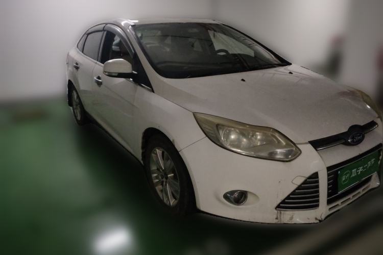 Used Ford Focus 2012 Sedan 1.6L Manual Comfort Model Front Right 45 Deg