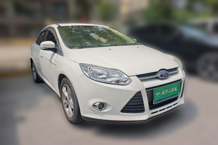 Used Ford Focus 2012 Sedan 1.6L Automatic Fashion Edition Front Right 45 Deg