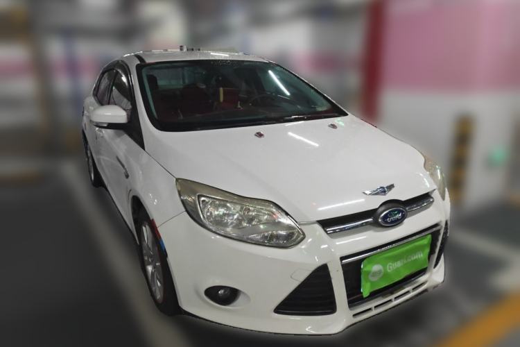 Used Ford Focus 2012 Sedan 1.6L Automatic Comfort Model Front Right 45 Deg