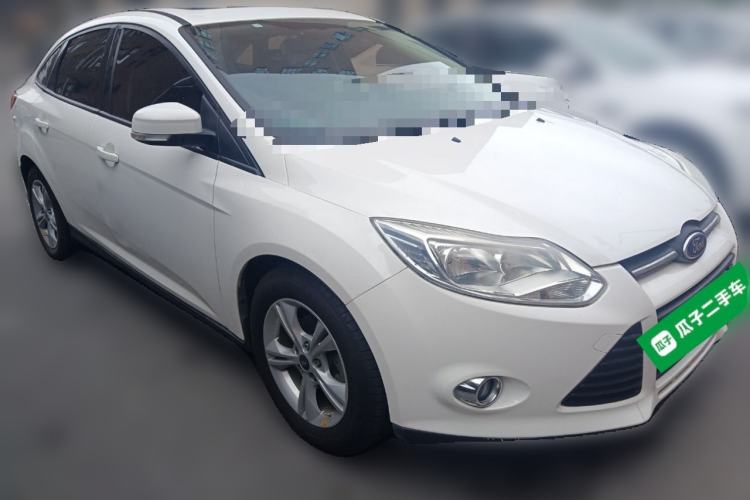 Used Ford Focus 2012 Sedan 1.6L Manual Fashion Edition Front Right 45 Deg
