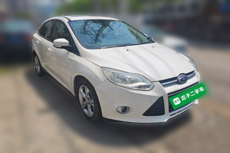 Used Ford Focus 2012 Sedan 1.6L Automatic Fashion Edition Front Right 45 Deg