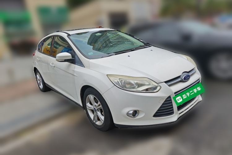 Used Ford Focus 2012 Hatchback 1.6L Automatic Fashion Edition Front Right 45 Deg