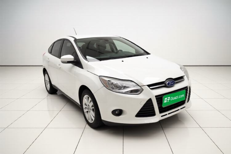 Used Ford Focus 2012 Sedan 1.6L Automatic Comfort Model Front Right 45 Deg