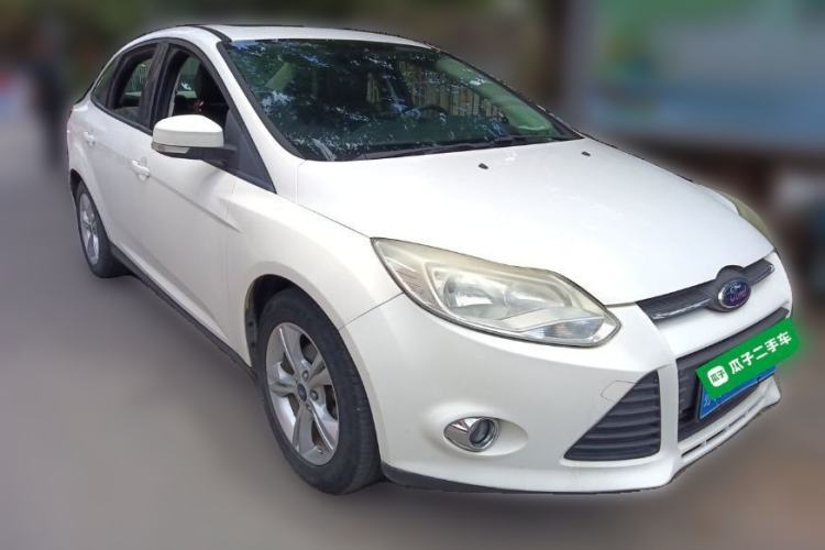 Used Ford Focus 2012 Sedan 1.6L Automatic Fashion Edition Front Right 45 Deg