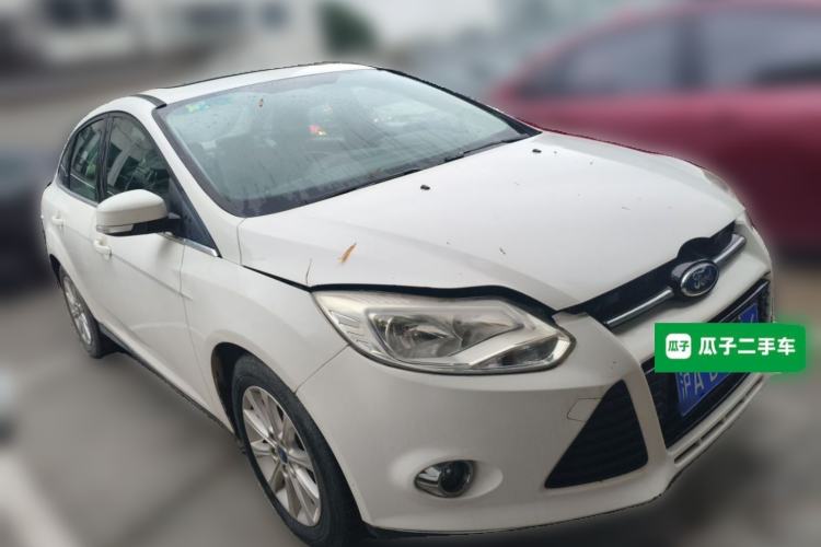 Used Ford Focus 2012 Sedan 1.6L Automatic Prestige Model Front Right 45 Deg