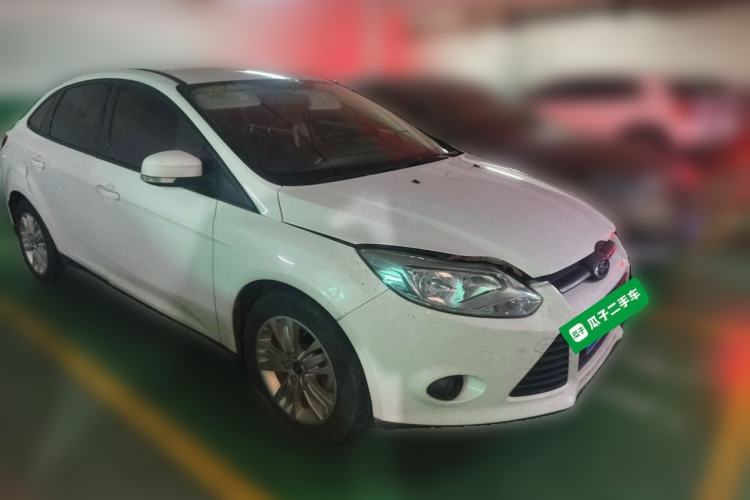 Used Ford Focus 2012 Sedan 1.6L Manual Comfort Model Front Right 45 Deg