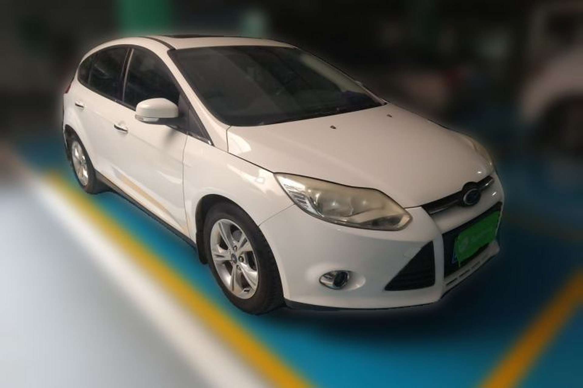 Used Ford Focus 2012 Hatchback 1.6L Manual Fashion Edition Front Right 45 Deg