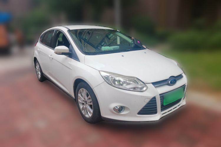 Used Ford Focus 2012 Hatchback 1.6L Automatic Comfort Model Front Right 45 Deg
